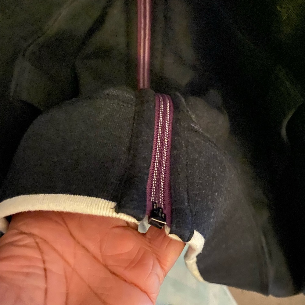 Robert Graham Reversible Jacket - Picture 8 of 12